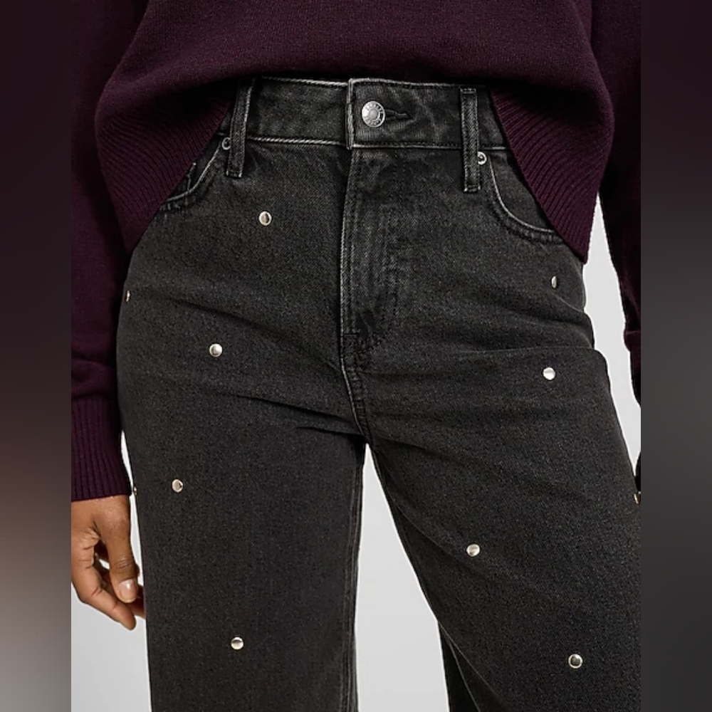 Express High Waisted Black Wash Silver Studded Relaxed Straight Jeans - Size 4L - Picture 4 of 10